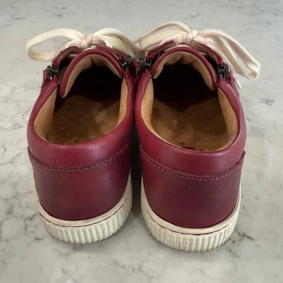 Born Dark Red Leather Sneakers Size 7.5 - Picture 2 of 3